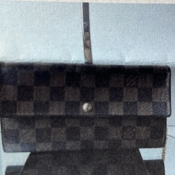 Authentic Louis Vuitton Sarah Damier Ebene Canvas Wallet with COA - Picture 11 of 12